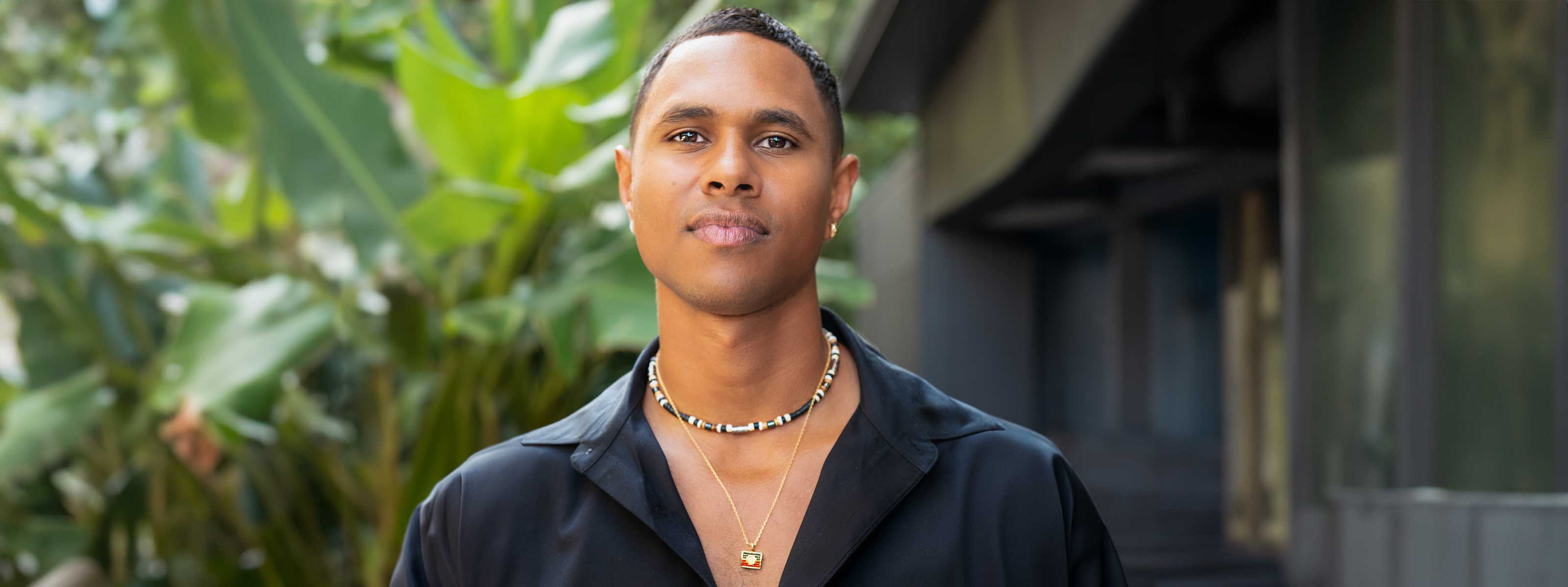 Aboriginal Torres Strait Island Model wearing Aboriginal Necklace