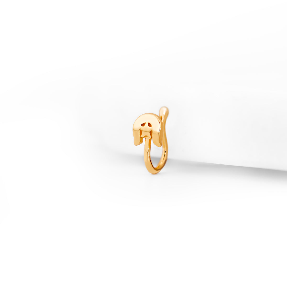 Gold Dhoeri Nose Cuff